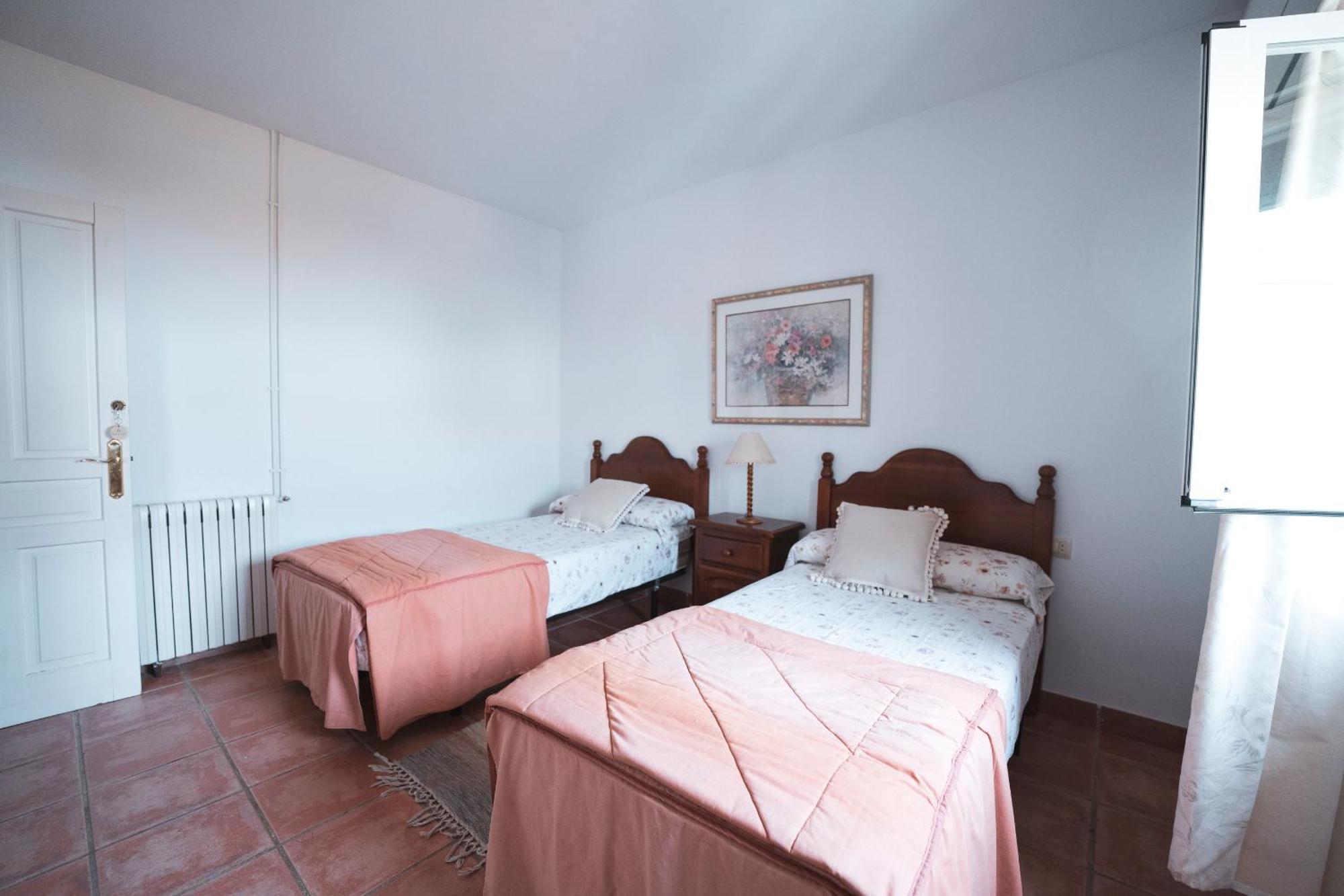 Casa Rural Dehesa De Solana Herrera de Alcántara Exterior photo