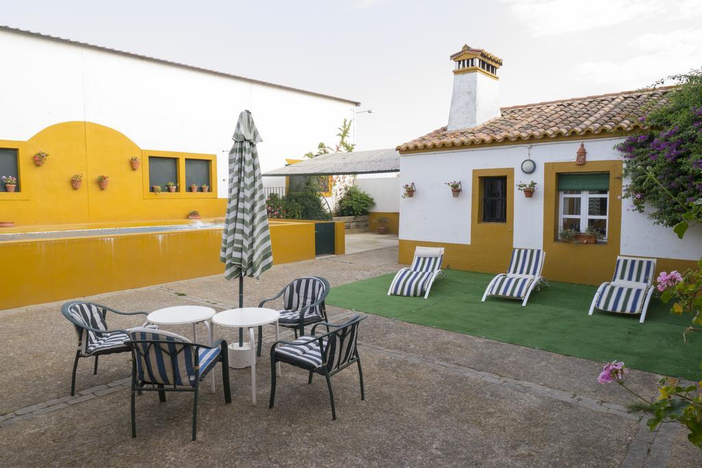 Casa Rural Dehesa De Solana Herrera de Alcántara Exterior photo