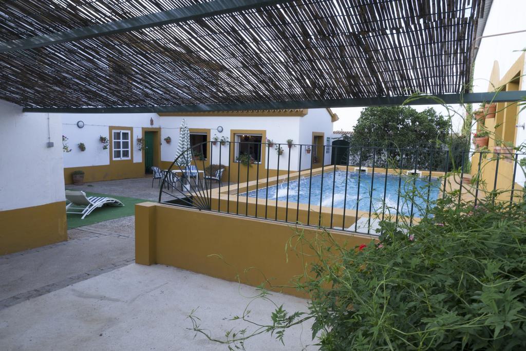 Casa Rural Dehesa De Solana Herrera de Alcántara Exterior photo