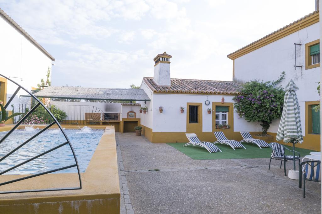 Casa Rural Dehesa De Solana Herrera de Alcántara Exterior photo